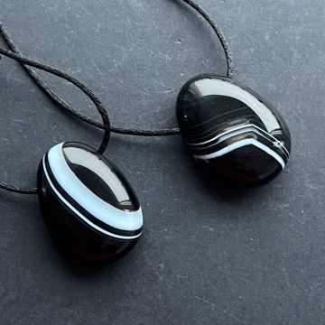 Colier pandantiv onix negru dungat DROP