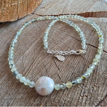 Colier prehnit Love #185