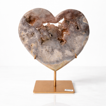 Inima din ametist roz cu incluziuni de calcit si cuart ,   sculptata manual in Brazilia 1kg