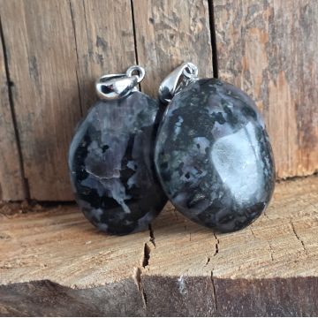 Pandantiv merlinit DROP