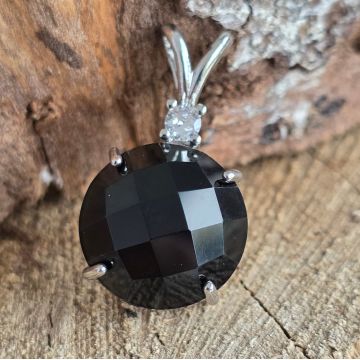 Pandantiv obsidian  | Glow