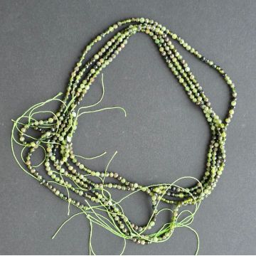 Sirag margele pietre semipretioase sfere fatetate GRANAT GROSULAR