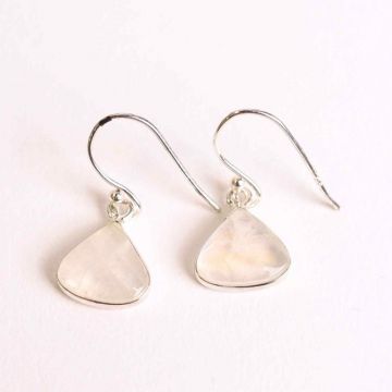 Cercei Argint 925 cu Piatra Lunii Triunghi Rotunjit ,   Armonie si Intuitie