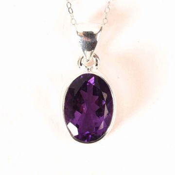 Colier Argint 925 cu Ametist Fatetat Oval ,   Claritate, Echilibru si Protectie Energetica