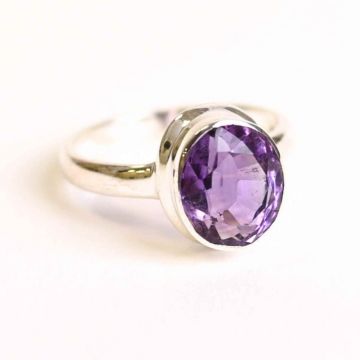 Inel argint 925 cu Ametist Fatetat ,   Claritate si Echilibru Interior
