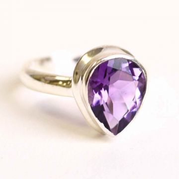 Inel Argint 925 cu Ametist Fatetat Lacrima ,   Protectie si Liniste Interioara