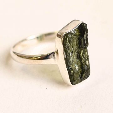 Inel argint 925 cu Moldavit natural brut Marime 58-59  (EU)   8 (US) ,   Bijuterie rara, energie cosmica