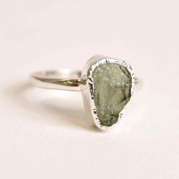 Inel argint 925 cu Moldavit natural  forma neregulata 49-50 5 - Talisman de transformare spirituala