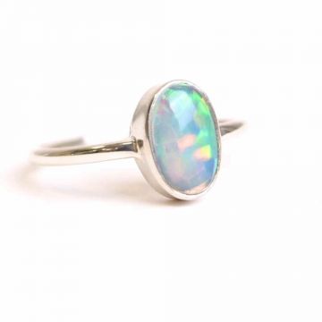 Inel argint 925 cu Opal Etiopian natural ,   bijuterie a luminii si inspiratiei