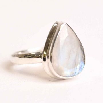 Inel Argint 925 cu Piatra Lunii Fatetata in Forma de Lacrima ,   Intuitie si Echilibru Emotional