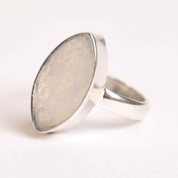 Inel Argint 925 cu Piatra Lunii Fatetata Marquise ,   Lumina Intuitiei si Echilibrului Interior