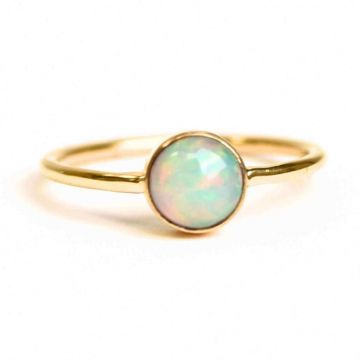 Inel argint 925 placat cu aur 18K cu Opal Etiopian fatetat rotund ,   Lumina sufletului