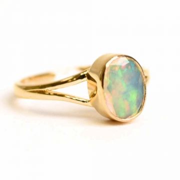 Inel Argint 925 placat cu Aur 18K cu Opal Etiopian Oval Fatetat ,   Magie si Armonie Interioara