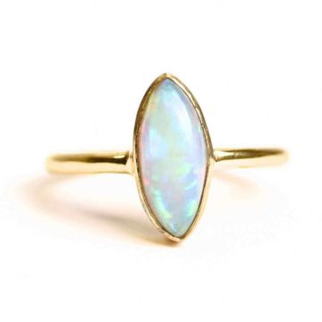 Inel din argint 925 placat cu aur 18K forma delica cu piatra naturala Opal Etiopian marquise