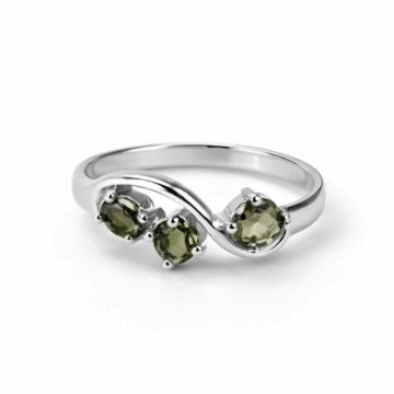 Inel din Argint 925 rodiat cu Moldavit natural fatetat ,   transformare, protectie si claritate interioara