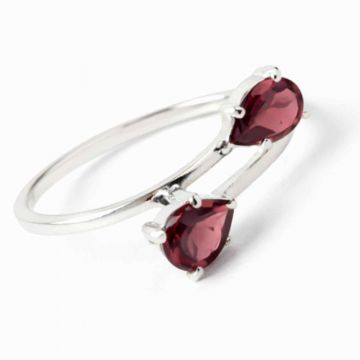 Inel reglabil din argint 925 cu dublu granat, pentru energie si stabilitate interioara