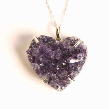 Liniste si Claritate Interioara ,   Colier Inima cu Ametist Cluster din argint 925