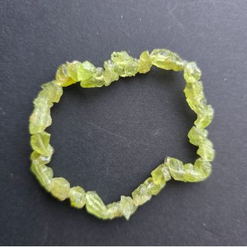 Bratara peridot pietre brute 6-9 mm