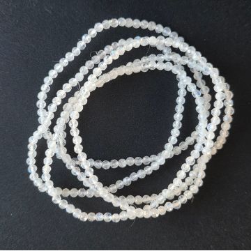 Bratara piatra lunii alba fatetata 3 mm