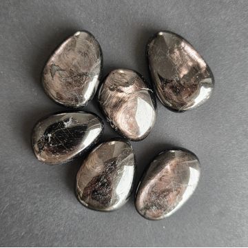 Cabochon hipersten