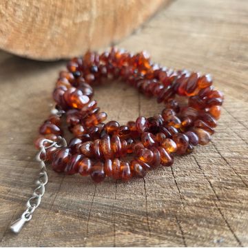 Colier chipsuri granat