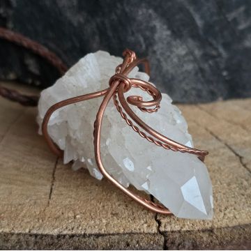 Colier pandantiv cluster cuart incolor in cupru/artistic wire m3