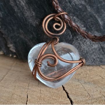 Colier pandantiv inima cuart incolor in cupru/artistic wire m1