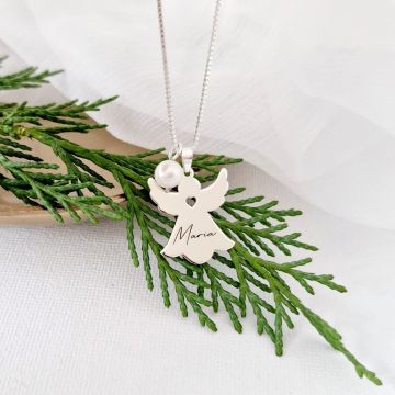 Lantisor festiv - Iubire Angelica - Pandantiv inger cu inima decupata, nume si charm perla - Argint 925