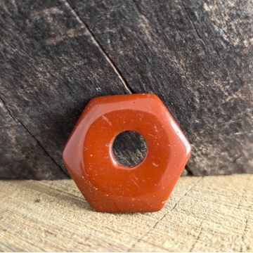 Pandantiv piatra pi donut hexagon jasp rosu