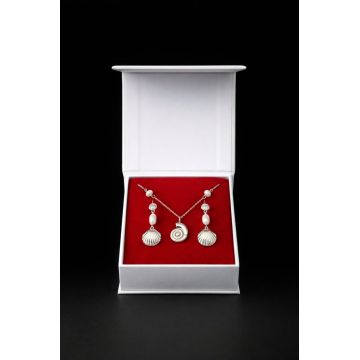 Set cadou pentru dama, Lantisor + Cercei, model scoica, SET23