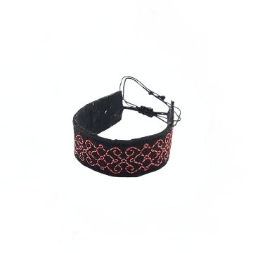 Bratara din fetru broderie traditionala model geometric   getae