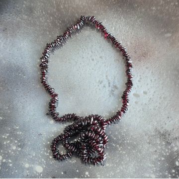 Colier lung chipsuri granat