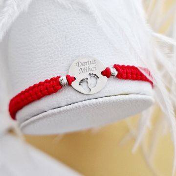 Bratara personalizata - Banut 12 mm cu picioruse decupate si cu 2 bilute 3 mm - Aur Alb 14K - Snur impletit reglabil