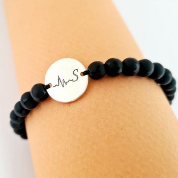 Bratara personalizata - Bataia inimii si initiala - Banut 15 mm - Argint 925 - Pietre semipretioase - Inchizatoare snur reglabil
