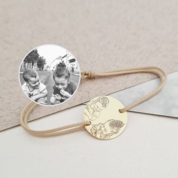 Bratara personalizata cu poza - Capsula timpului - Banut 15 mm - Aur Galben 14K - Snur reglabil, diverse culori