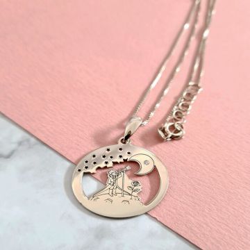 Lantisor personalizat cu Diamant natural - Pandantiv Micul Print sub cerul instelat - Argint 925 Rodiat