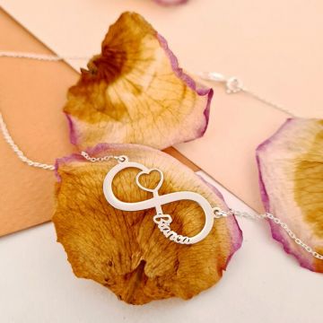 Lantisor personalizat - Infinite love - Pandantiv cu nume decupat - Argint 925