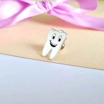 Pin personalizat - Dinte zambaret - Argint 925