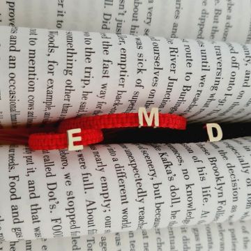 Set Initiale Familie - Aur Galben 14K - Snur impletit reglabil